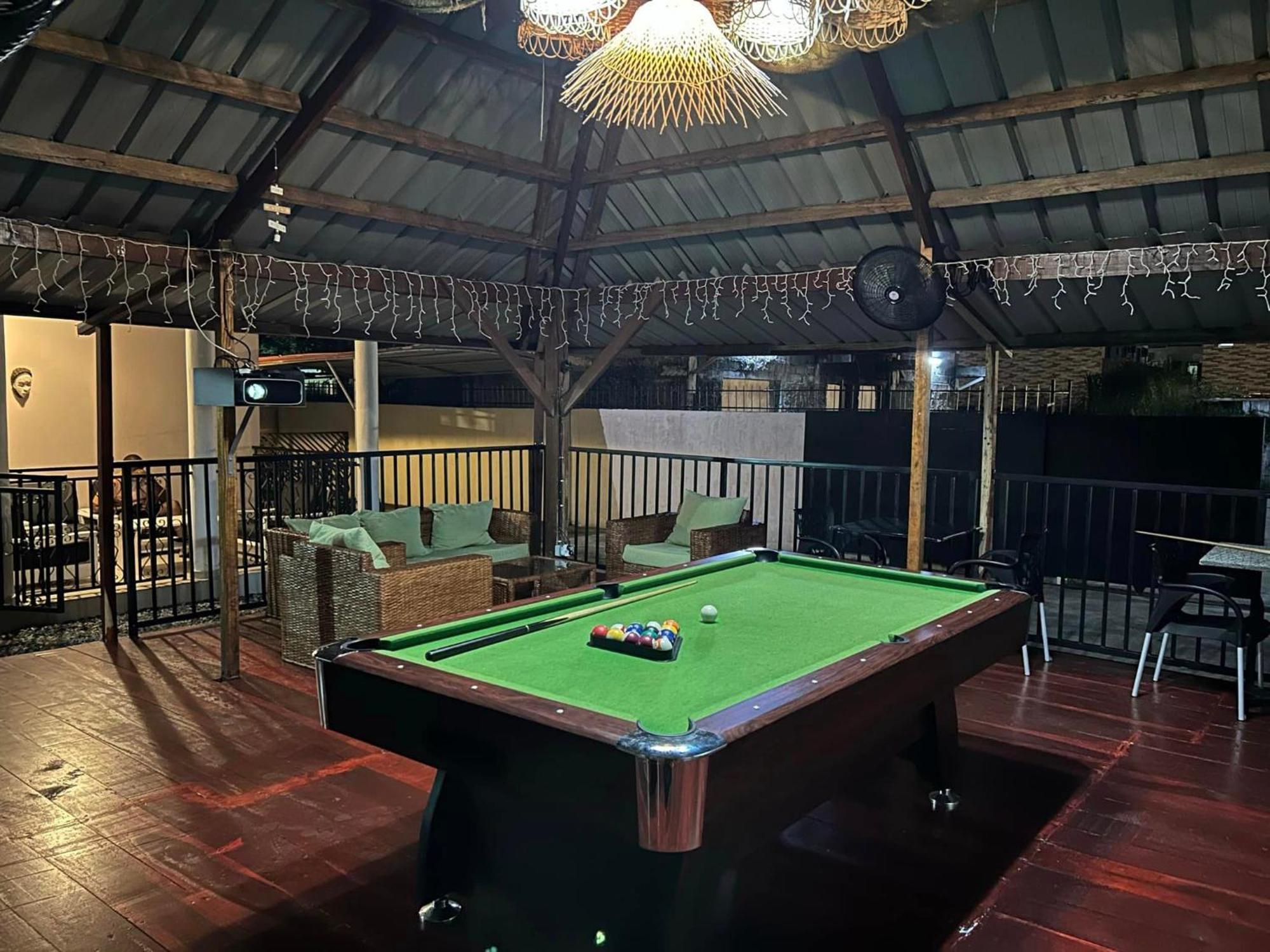 Residence Le Tali Либревиль Экстерьер фото